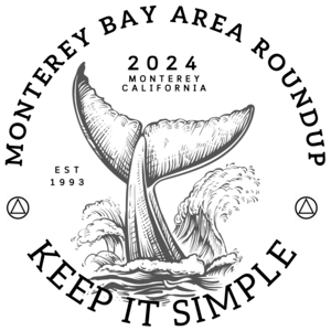 Logotipo de Monterey Bay Area Roundup 2024 con una cola de ballena con pantalones y el lema: Mantenlo Simple
